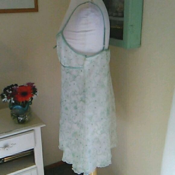 Morgan Taylor Intimates Two Piece Set - Picture 5 of 15